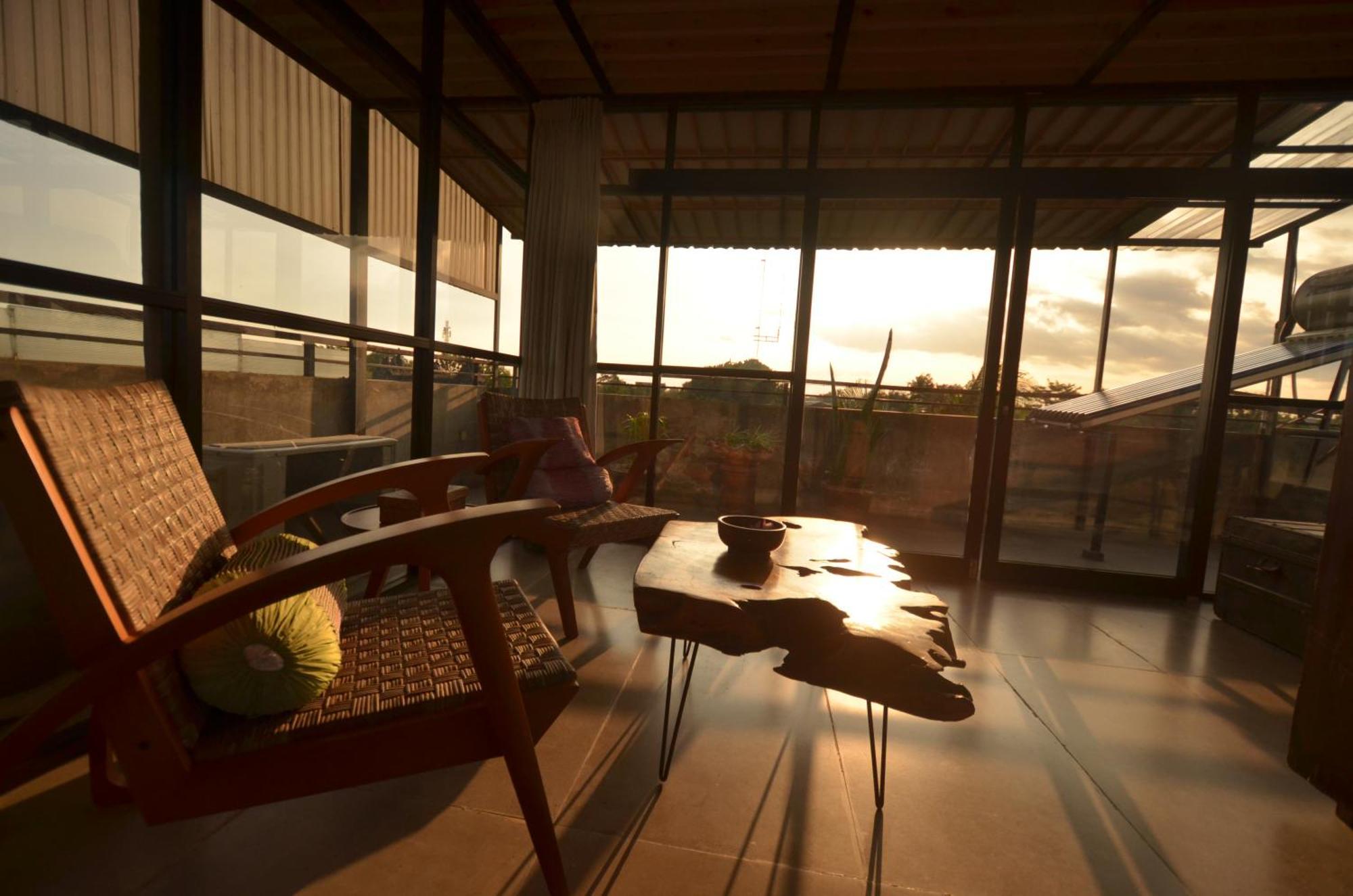 Ohmmstay - Rumah Pendopo Tanjungtirto Extérieur photo