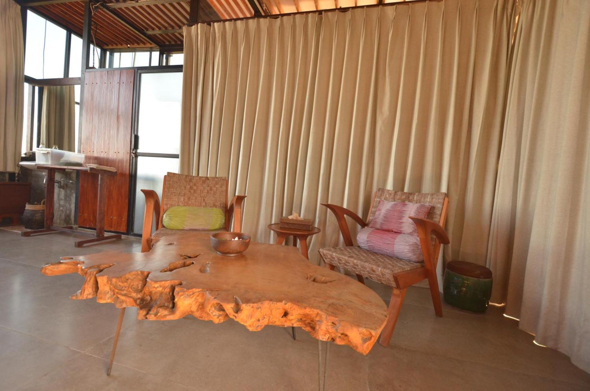 Ohmmstay - Rumah Pendopo Tanjungtirto Extérieur photo